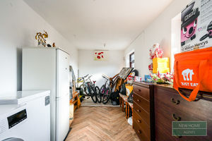 Photo 17- click for photo gallery